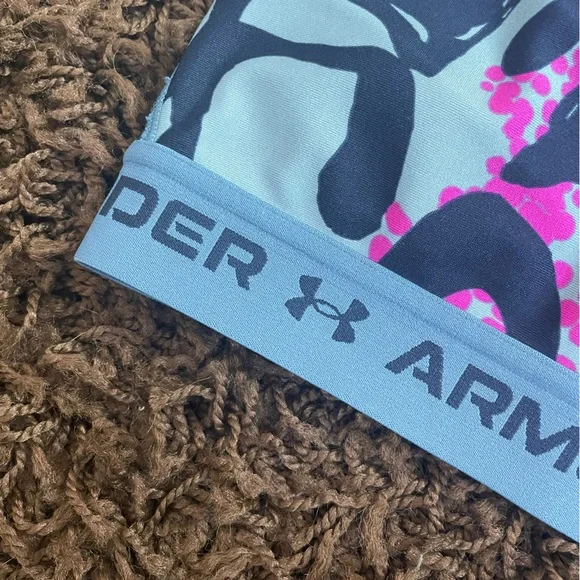 Under Armour bra and legging matching set - Picture 4 of 8